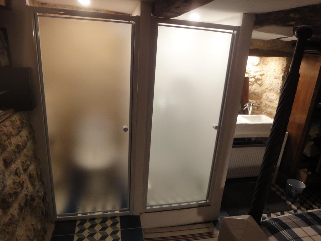 Les Appartements D Artiste De La Villa Du 15 - Restaurant La Maison - Piscine Chauffee Les Eyzies Bagian luar foto