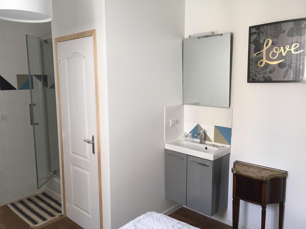 Les Appartements D Artiste De La Villa Du 15 - Restaurant La Maison - Piscine Chauffee Les Eyzies Bagian luar foto